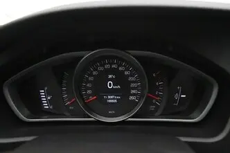 Volvo V40, 2.0, 88 kW, дизель, механическая, передний привод