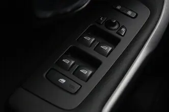 Volvo V40, 2.0, 88 kW, дизель, механическая, передний привод