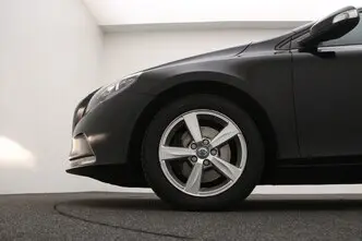 Volvo V40, 2.0, 88 kW, дизель, механическая, передний привод