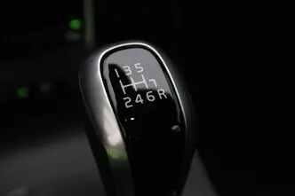 Volvo V40, 2.0, 88 kW, дизель, механическая, передний привод