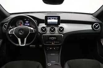 Mercedes-Benz GLA 200, 1.6, 115 kW, petrol, automatic, front-wheel drive