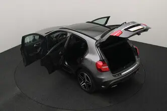 Mercedes-Benz GLA 200, 1.6, 115 kW, petrol, automatic, front-wheel drive