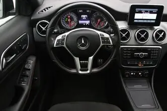 Mercedes-Benz GLA 200, 1.6, 115 kW, petrol, automatic, front-wheel drive