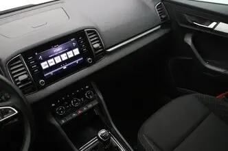 Škoda Karoq, 1.5, 110 kW, бензин, механическая, передний привод