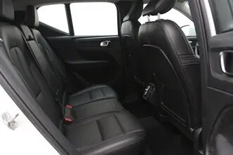 Volvo XC40, 1.5, 95 kW, бензин, механическая, передний привод