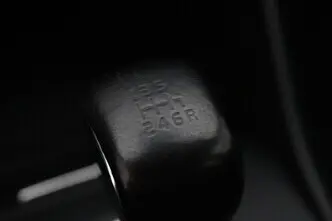 Volvo XC40, 1.5, 95 kW, бензин, механическая, передний привод