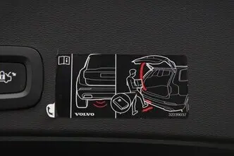 Volvo XC40, 1.5, 95 kW, бензин, механическая, передний привод