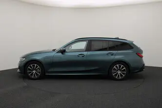 BMW 330, 2.0, 135 kW, подключаемый гибрид, автомат, задний привод
