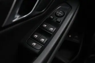 BMW 330, 2.0, 135 kW, подключаемый гибрид, автомат, задний привод