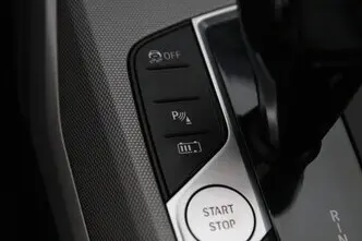 BMW 330, 2.0, 135 kW, подключаемый гибрид, автомат, задний привод