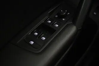 Volkswagen Tiguan, 2.0, 110 kW, дизель, автомат, передний привод