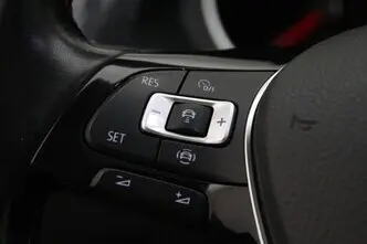 Volkswagen Tiguan, 2.0, 110 kW, дизель, автомат, передний привод