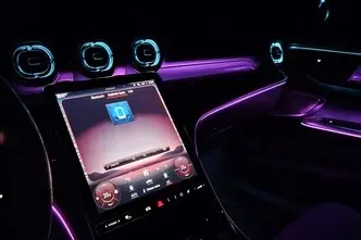 Mercedes-Benz C 300, 2.0, 195 kW, hybrid, automatic, rear-wheel drive