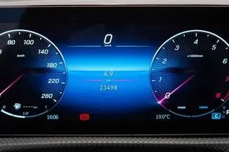 Mercedes-Benz CLA 180, 1.3, 100 kW, hybrid, automatic, front-wheel drive