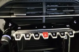Peugeot 2008, elekter, automaat, esivedu
