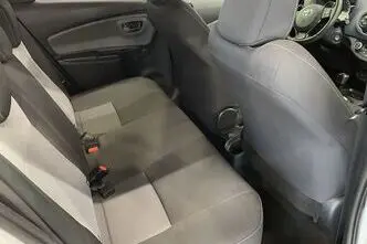 Toyota Yaris, 1.5, 54 kW, гибрид, автомат, передний привод