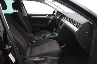 Volkswagen Passat, 1.6, 88 kW, diisel, automaat, esivedu