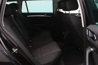 Volkswagen Passat, 1.6, 88 kW, diisel, automaat, esivedu