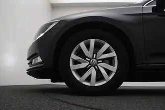 Volkswagen Passat, 1.6, 88 kW, diisel, automaat, esivedu