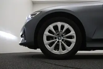 BMW 318, 2.0, 100 kW, hübriid, automaat, tagavedu