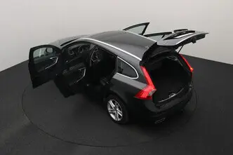 Volvo V60, 2.4, 158 kW, pistikhübriid, automaat, nelikvedu