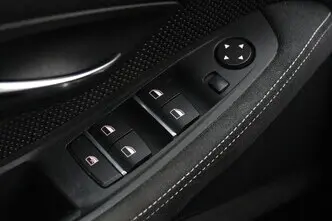 BMW 520, 2.0, 135 kW, bensiin, automaat, tagavedu