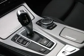 BMW 520, 2.0, 135 kW, bensiin, automaat, tagavedu