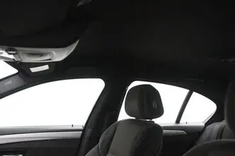 BMW 520, 2.0, 135 kW, bensiin, automaat, tagavedu