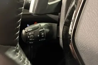 Peugeot 2008, 1.2, 96 kW, bensiin, automaat, esivedu