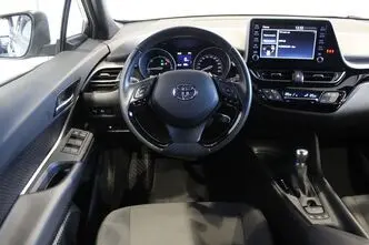 Toyota C-HR, 1.8, 72 kW, hübriid, automaat, esivedu