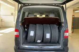 Volkswagen Multivan, 2.5, 128 kW, diisel, manuaal, nelikvedu