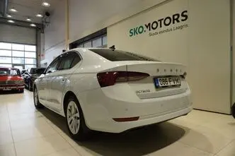 Škoda Octavia, 1.5, 96 kW, bensiin+cng, automaat, esivedu