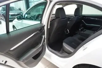 Škoda Octavia, 1.5, 96 kW, bensiin+cng, automaat, esivedu