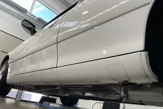 Opel Omega, 2.2, 108 kW, bensiin, automaat, tagavedu