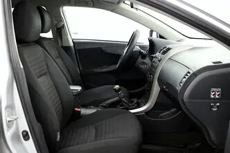 Toyota Corolla, 1.6, 131 kW, petrol, manual, front-wheel drive