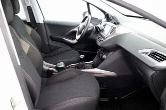 Peugeot 2008, 1.2, 60 kW, petrol, manual, front-wheel drive