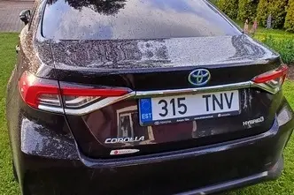 Toyota Corolla, 1.8, 72 kW, hybrid, automatic, front-wheel drive