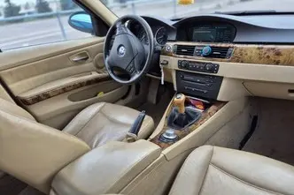 BMW 325, 2.5, 160 kW, bensiin, manuaal, tagavedu