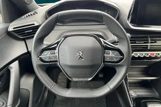 Peugeot 2008, elekter, automaat, esivedu