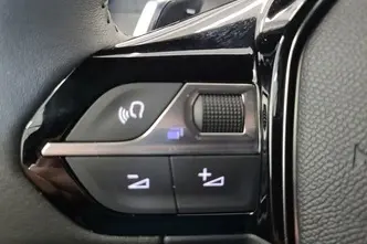 Peugeot 2008, 1.2, 96 kW, bensiin, automaat, esivedu