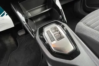 Peugeot 2008, 1.2, 96 kW, bensiin, automaat, esivedu