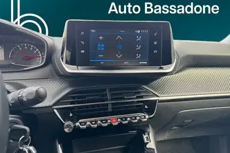 Peugeot 2008, 1.2, 96 kW, bensiin, automaat, esivedu