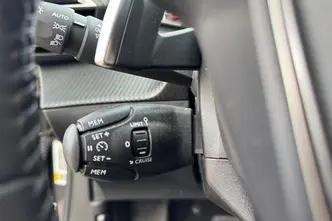 Peugeot 2008, 1.2, 96 kW, bensiin, automaat, esivedu