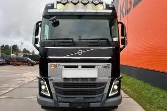 Volvo FH 16 750 6x4, 551 kW, дизель, автомат