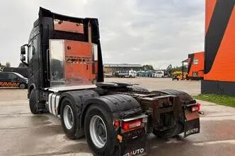 Volvo FH 16 750 6x4, 551 kW, дизель, автомат
