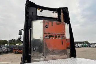 Volvo FH 16 750 6x4, 551 kW, дизель, автомат