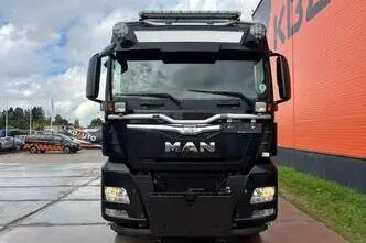 MAN TGX 35.560 8x4*4, 412 kW, diesel, automatic