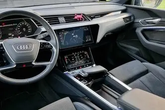Audi e-tron, 230 kW, elekter, automaat, nelikvedu