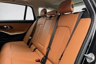 BMW 330, 215 kW, бензин, автомат, полный привод