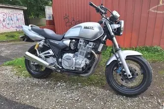 Yamaha XJR 1300, 1.3, 72 kW, bensiin, manuaal, tagavedu